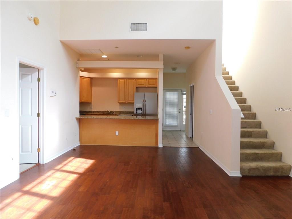 1032 EWING PLACE, CLEARWATER, Florida 33756, 3 Bedrooms Bedrooms, 6 Rooms Rooms,2 BathroomsBathrooms,Residential,For sale,EWING,U7847406