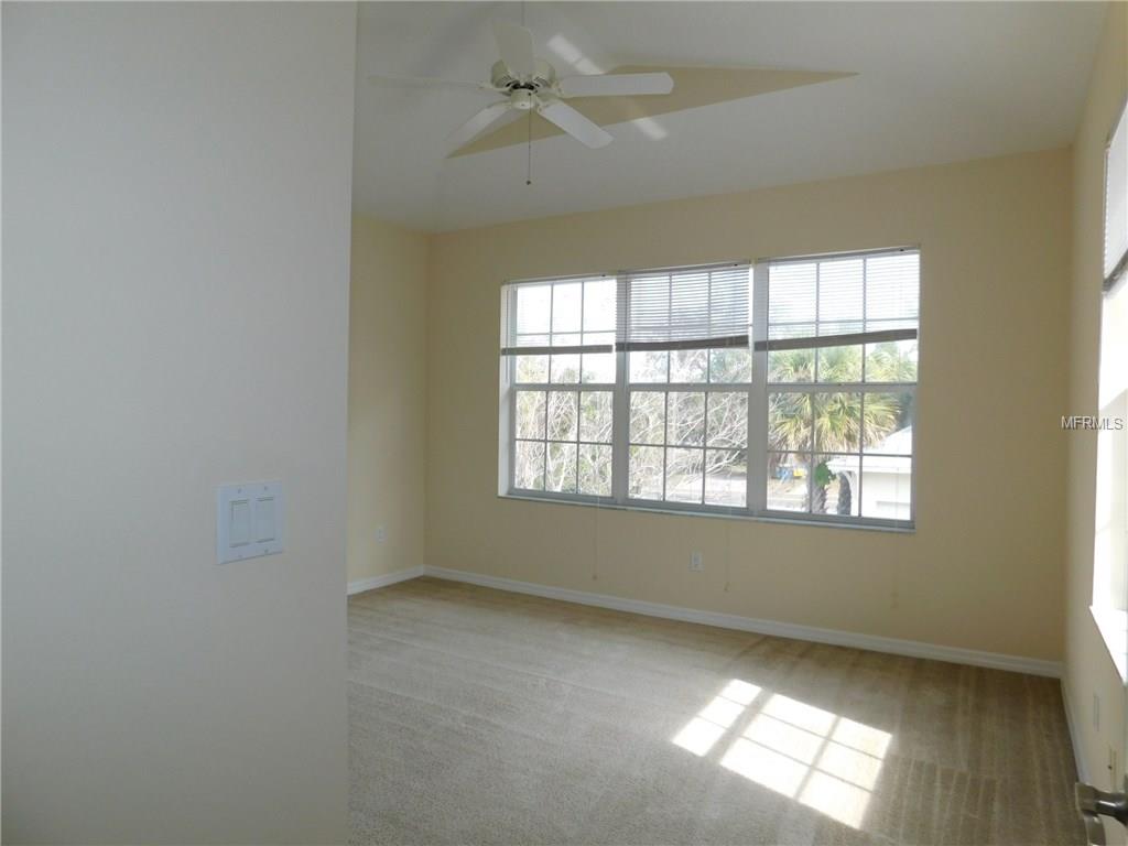 1032 EWING PLACE, CLEARWATER, Florida 33756, 3 Bedrooms Bedrooms, 6 Rooms Rooms,2 BathroomsBathrooms,Residential,For sale,EWING,U7847406