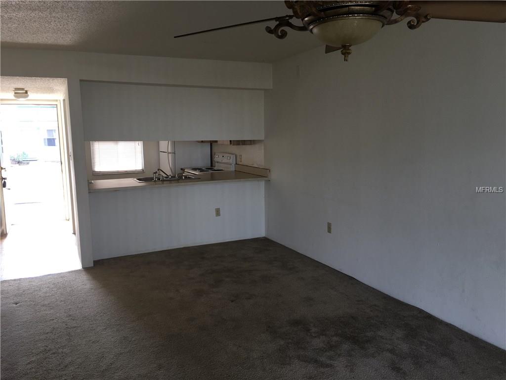 5054 TERRACE CLUB LANE, TAMPA, Florida 33617, 2 Bedrooms Bedrooms, 4 Rooms Rooms,2 BathroomsBathrooms,Residential,For sale,TERRACE CLUB,T2928357