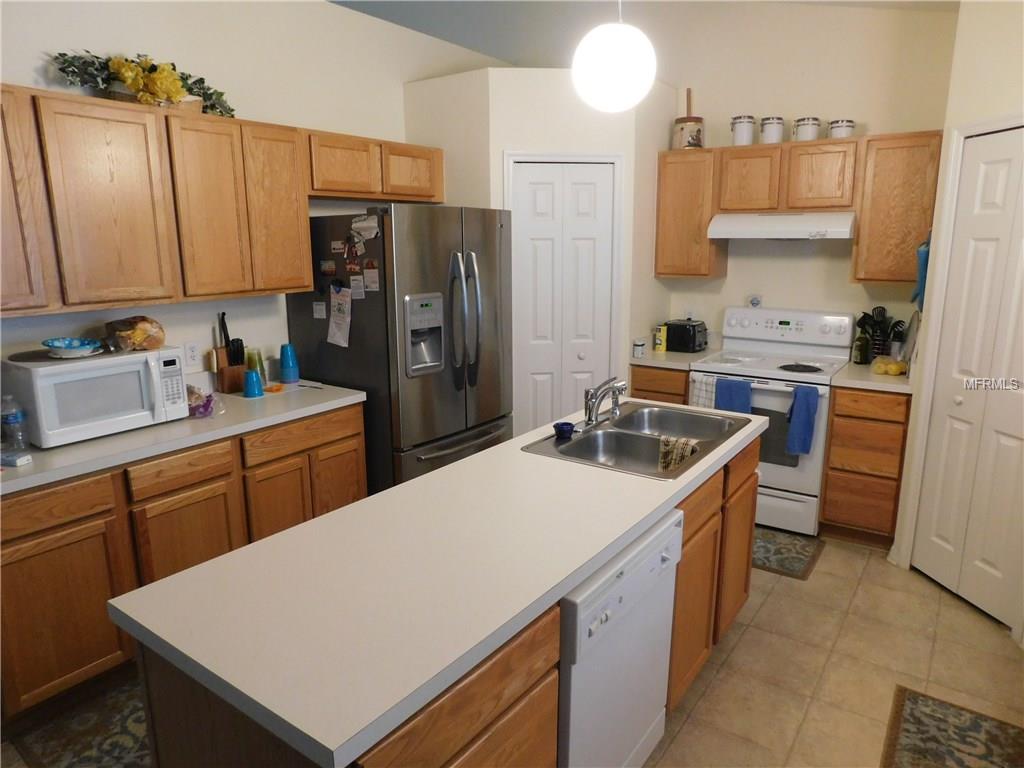 805 SUN RIDGE VILLAGE DRIVE, WINTER HAVEN, Florida 33880, 4 Bedrooms Bedrooms, 4 Rooms Rooms,2 BathroomsBathrooms,Residential,For sale,SUN RIDGE VILLAGE,O5561968