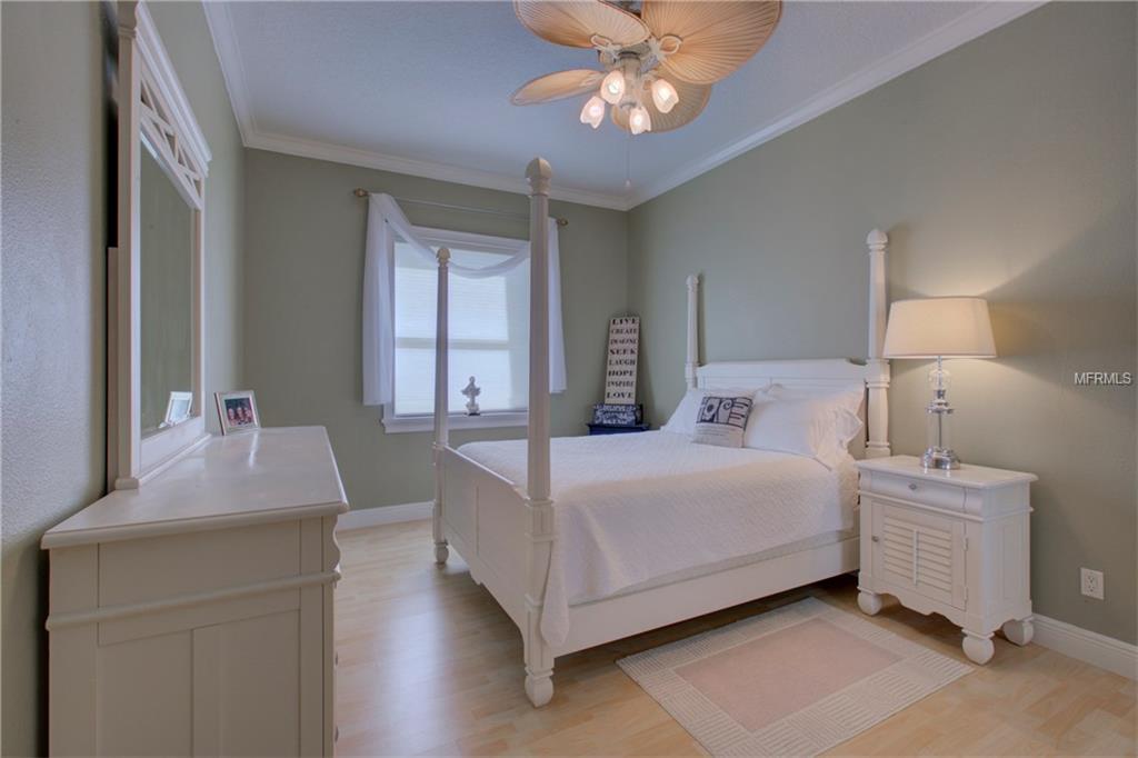 6113 9TH AVENUE CIRCLE NE, BRADENTON, Florida 34212, 4 Bedrooms Bedrooms, 5 Rooms Rooms,3 BathroomsBathrooms,Residential,For sale,9TH AVENUE,A4194729