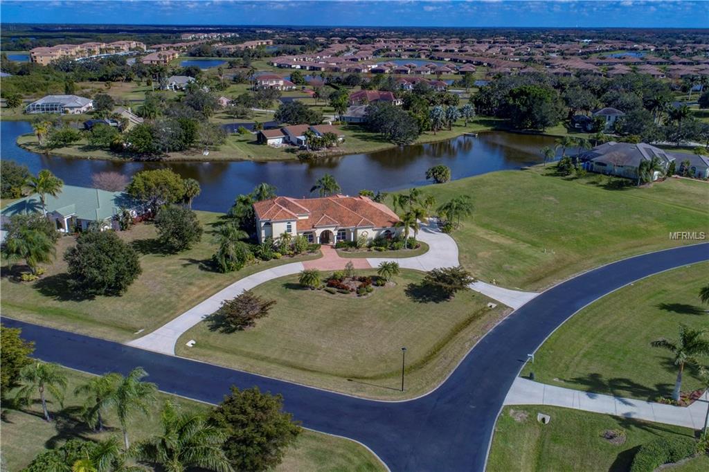 6113 9TH AVENUE CIRCLE NE, BRADENTON, Florida 34212, 4 Bedrooms Bedrooms, 5 Rooms Rooms,3 BathroomsBathrooms,Residential,For sale,9TH AVENUE,A4194729