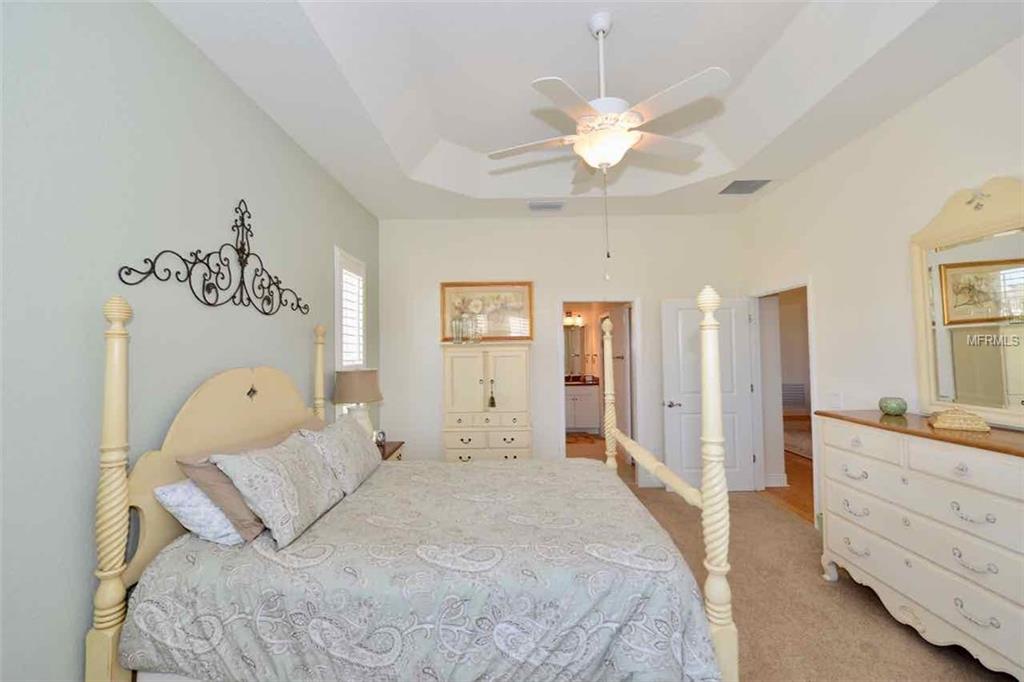 10112 LAKE MIONA WAY, OXFORD, Florida 34484, 3 Bedrooms Bedrooms, 7 Rooms Rooms,2 BathroomsBathrooms,Residential,For sale,LAKE MIONA,G4849214