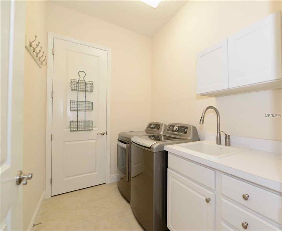 10112 LAKE MIONA WAY, OXFORD, Florida 34484, 3 Bedrooms Bedrooms, 7 Rooms Rooms,2 BathroomsBathrooms,Residential,For sale,LAKE MIONA,G4849214