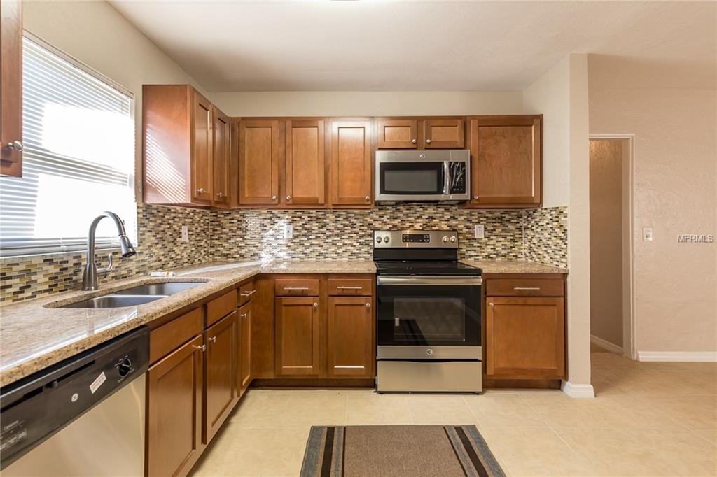 6772 28TH AVENUE N, ST PETERSBURG, Florida 33710, 3 Bedrooms Bedrooms, 3 Rooms Rooms,2 BathroomsBathrooms,Residential,For sale,28TH,T2915098