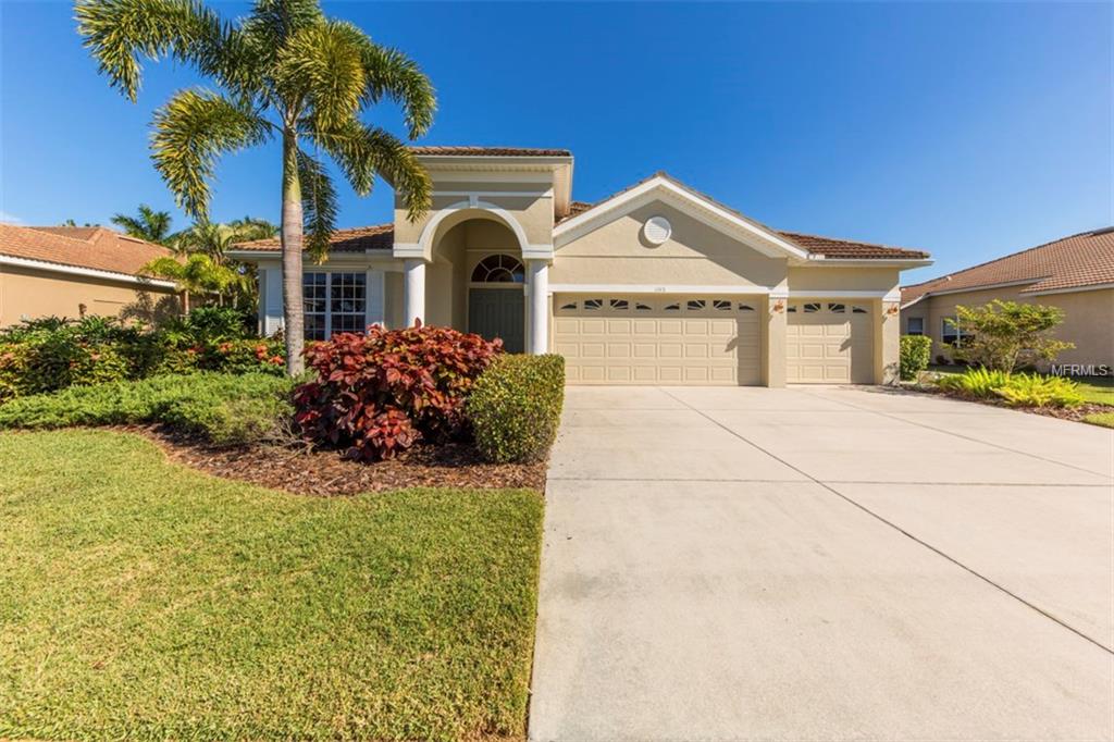 1183 FRASER PINE BOULEVARD, SARASOTA, Florida 34240, 4 Bedrooms Bedrooms, 8 Rooms Rooms,3 BathroomsBathrooms,Residential,For sale,FRASER PINE,A4204678
