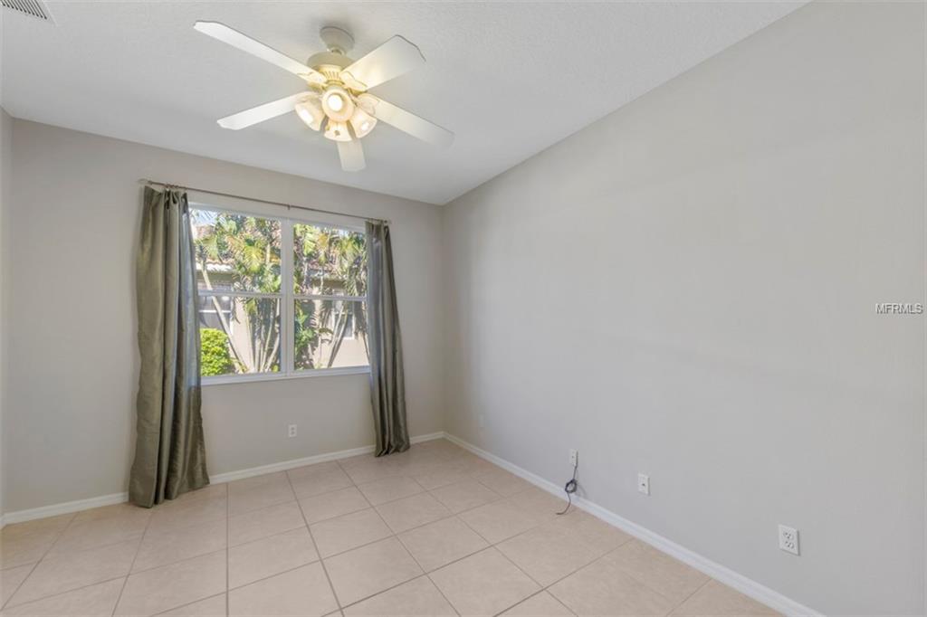 1183 FRASER PINE BOULEVARD, SARASOTA, Florida 34240, 4 Bedrooms Bedrooms, 8 Rooms Rooms,3 BathroomsBathrooms,Residential,For sale,FRASER PINE,A4204678