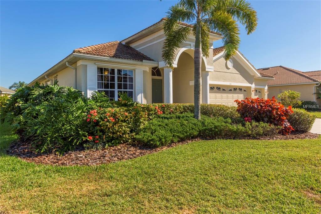 1183 FRASER PINE BOULEVARD, SARASOTA, Florida 34240, 4 Bedrooms Bedrooms, 8 Rooms Rooms,3 BathroomsBathrooms,Residential,For sale,FRASER PINE,A4204678