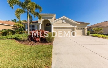 1183 FRASER PINE BOULEVARD, SARASOTA, Florida 34240, 4 Bedrooms Bedrooms, 8 Rooms Rooms,3 BathroomsBathrooms,Residential,For sale,FRASER PINE,A4204678