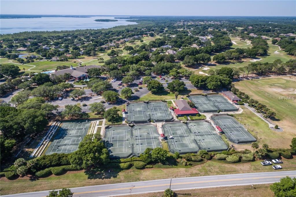 5230 FOUNTAIN WALK, LADY LAKE, Florida 32159, 3 Bedrooms Bedrooms, 9 Rooms Rooms,2 BathroomsBathrooms,Residential,For sale,FOUNTAIN,G4851106