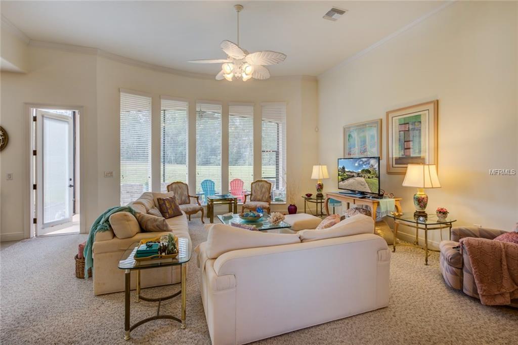 5230 FOUNTAIN WALK, LADY LAKE, Florida 32159, 3 Bedrooms Bedrooms, 9 Rooms Rooms,2 BathroomsBathrooms,Residential,For sale,FOUNTAIN,G4851106