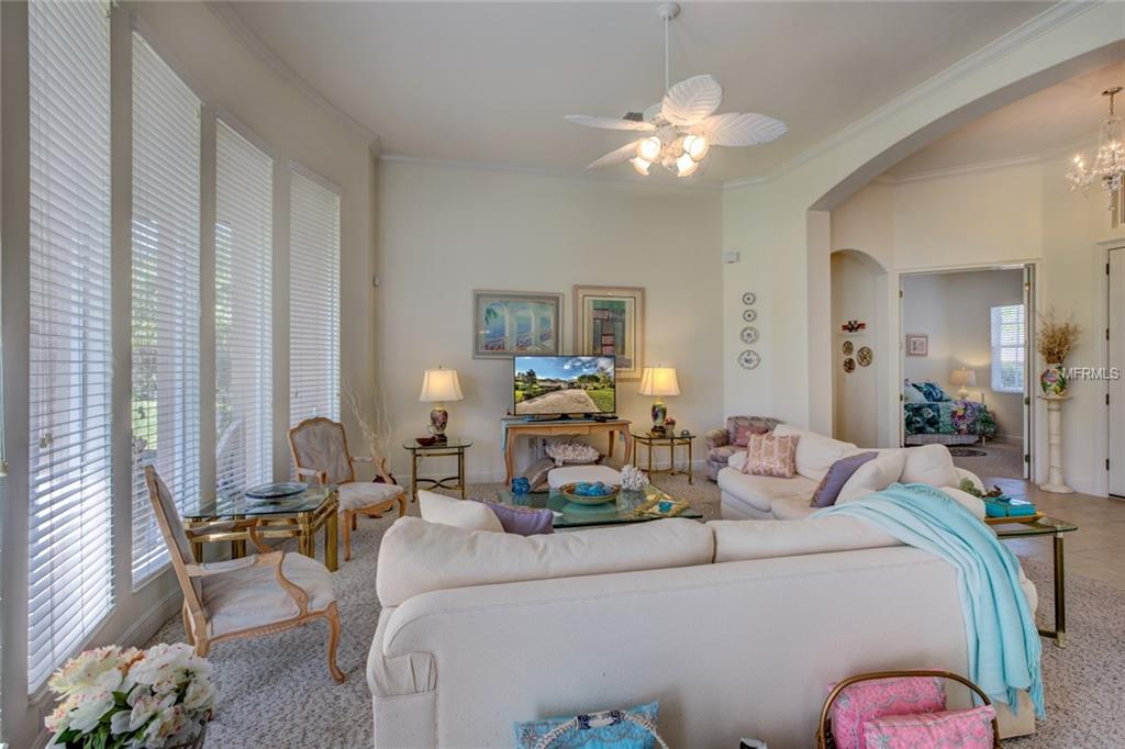 5230 FOUNTAIN WALK, LADY LAKE, Florida 32159, 3 Bedrooms Bedrooms, 9 Rooms Rooms,2 BathroomsBathrooms,Residential,For sale,FOUNTAIN,G4851106