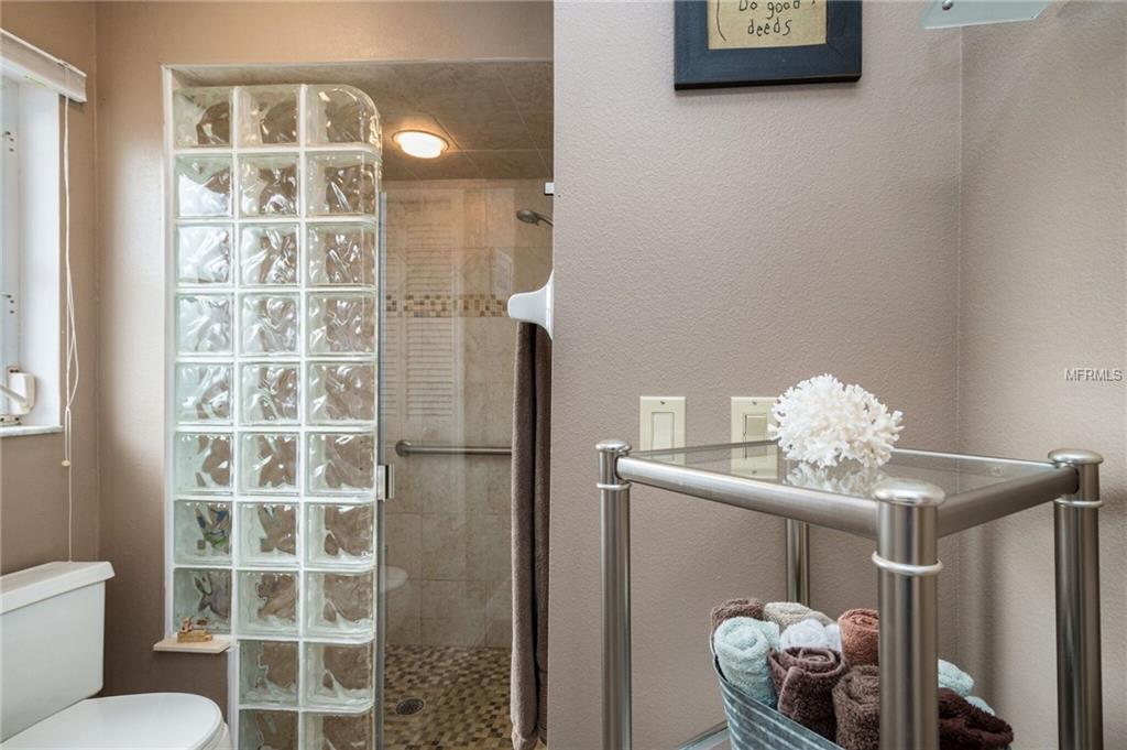 7252 BRANDYWINE DRIVE, ENGLEWOOD, Florida 34224, 2 Bedrooms Bedrooms, 5 Rooms Rooms,2 BathroomsBathrooms,Residential,For sale,BRANDYWINE,D5922588