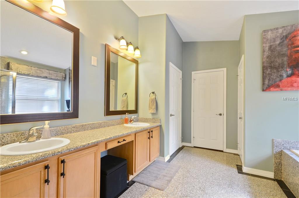 1093 FOGGY BROOK PLACE, LONGWOOD, Florida 32750, 4 Bedrooms Bedrooms, 9 Rooms Rooms,2 BathroomsBathrooms,Residential,For sale,FOGGY BROOK,O5560194