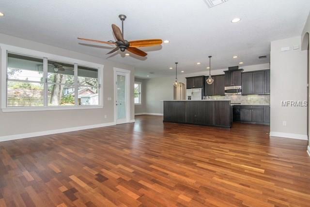 4105 W HORATIO STREET, TAMPA, Florida 33609, 5 Bedrooms Bedrooms, 8 Rooms Rooms,4 BathroomsBathrooms,Residential,For sale,HORATIO,T2927573