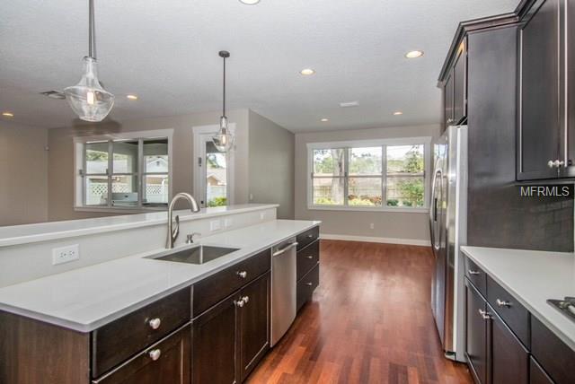 4105 W HORATIO STREET, TAMPA, Florida 33609, 5 Bedrooms Bedrooms, 8 Rooms Rooms,4 BathroomsBathrooms,Residential,For sale,HORATIO,T2927573