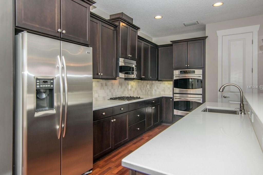 4105 W HORATIO STREET, TAMPA, Florida 33609, 5 Bedrooms Bedrooms, 8 Rooms Rooms,4 BathroomsBathrooms,Residential,For sale,HORATIO,T2927573