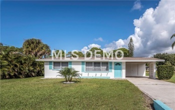 ENGLEWOOD, Florida 34223, 2 Bedrooms Bedrooms, 5 Rooms Rooms,1 BathroomBathrooms,Rental,Short-term,C7246595