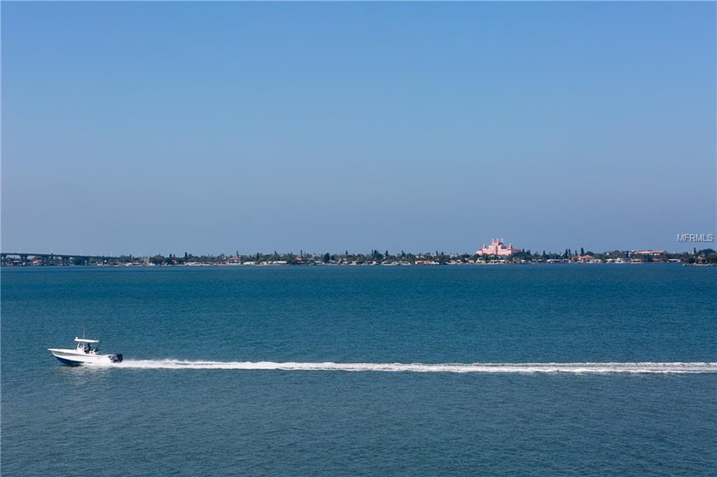 6020 SHORE BOULEVARD S, GULFPORT, Florida 33707, 2 Bedrooms Bedrooms, 3 Rooms Rooms,2 BathroomsBathrooms,Residential,For sale,SHORE,U7847407
