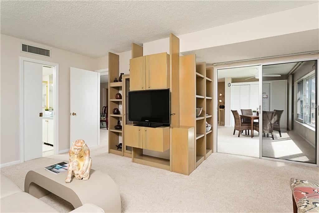 6020 SHORE BOULEVARD S, GULFPORT, Florida 33707, 2 Bedrooms Bedrooms, 3 Rooms Rooms,2 BathroomsBathrooms,Residential,For sale,SHORE,U7847407