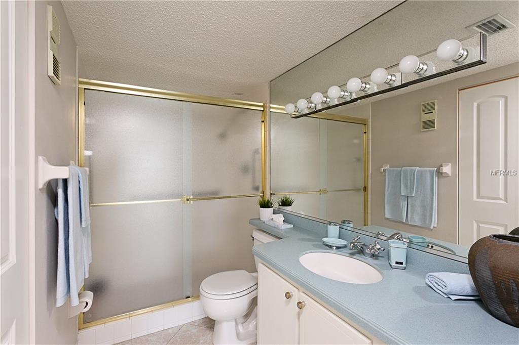 6020 SHORE BOULEVARD S, GULFPORT, Florida 33707, 2 Bedrooms Bedrooms, 3 Rooms Rooms,2 BathroomsBathrooms,Residential,For sale,SHORE,U7847407