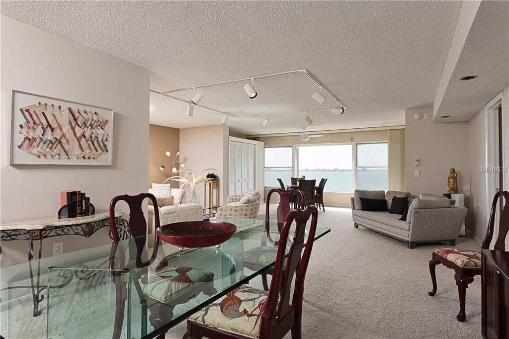 6020 SHORE BOULEVARD S, GULFPORT, Florida 33707, 2 Bedrooms Bedrooms, 3 Rooms Rooms,2 BathroomsBathrooms,Residential,For sale,SHORE,U7847407