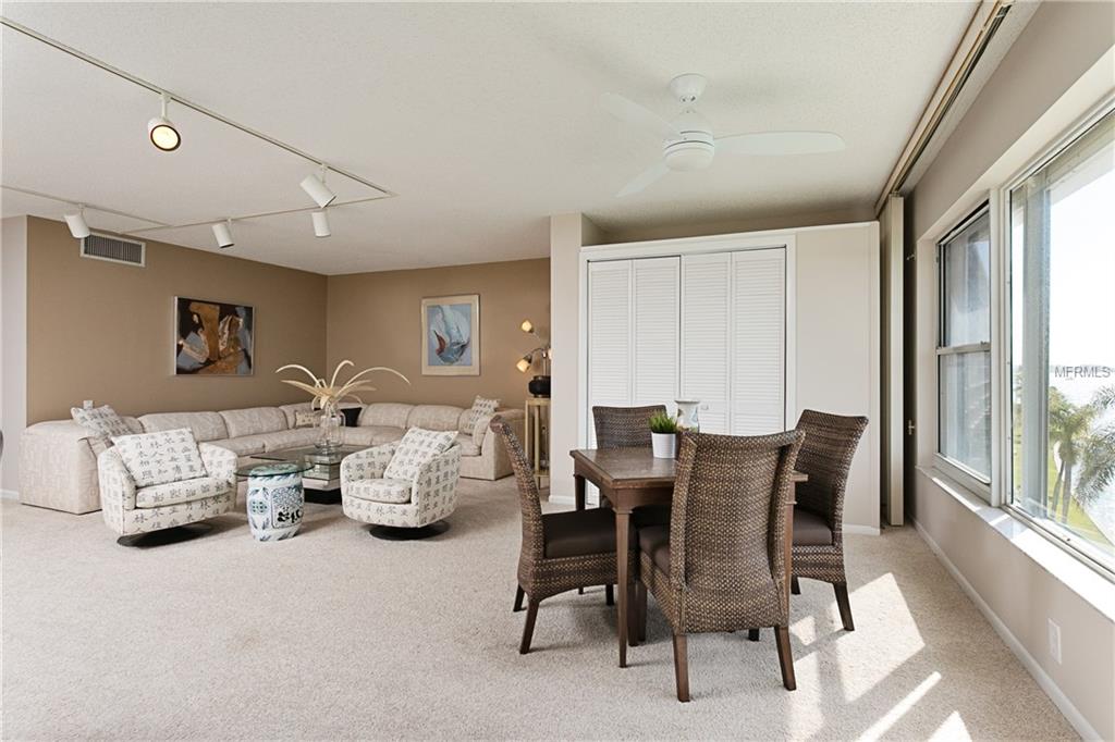 6020 SHORE BOULEVARD S, GULFPORT, Florida 33707, 2 Bedrooms Bedrooms, 3 Rooms Rooms,2 BathroomsBathrooms,Residential,For sale,SHORE,U7847407