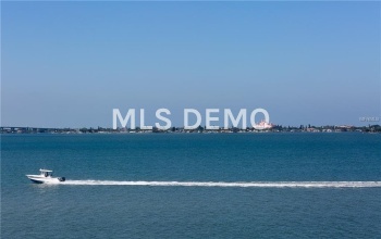 6020 SHORE BOULEVARD S, GULFPORT, Florida 33707, 2 Bedrooms Bedrooms, 3 Rooms Rooms,2 BathroomsBathrooms,Residential,For sale,SHORE,U7847407