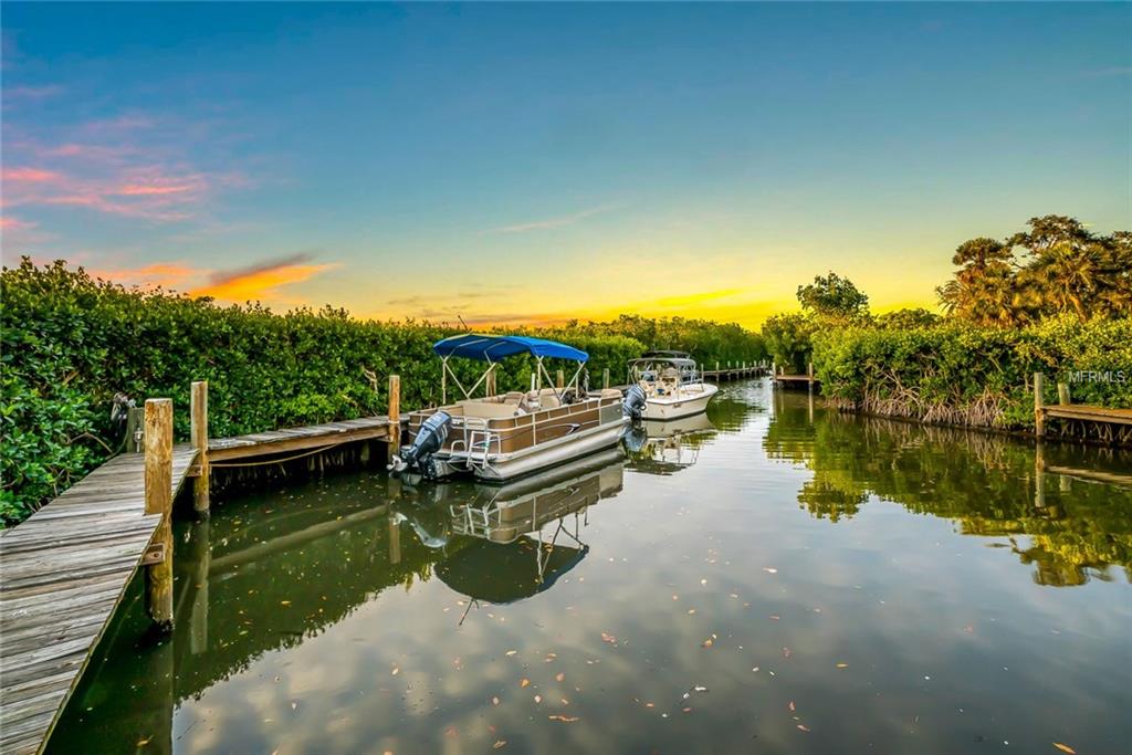 8835 FISHERMENS BAY DRIVE, SARASOTA, Florida 34231, 4 Bedrooms Bedrooms, 9 Rooms Rooms,3 BathroomsBathrooms,Residential,For sale,FISHERMENS BAY,A4210050