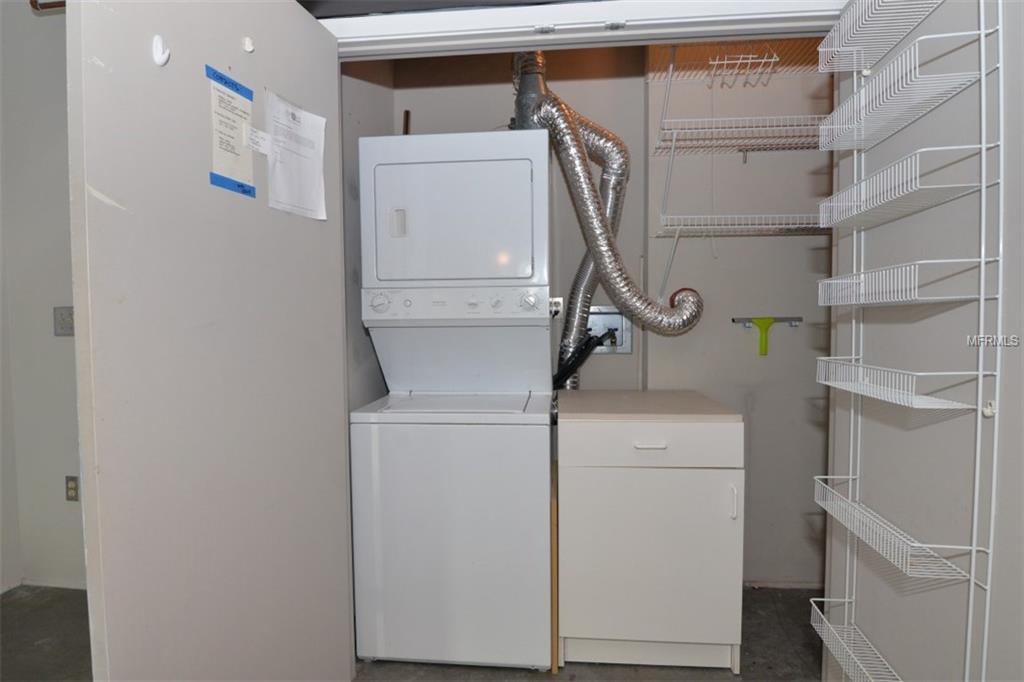 10 N SUMMERLIN AVENUE, ORLANDO, Florida 32801, 1 Bedroom Bedrooms, 3 Rooms Rooms,1 BathroomBathrooms,Residential,For sale,SUMMERLIN,O5561969