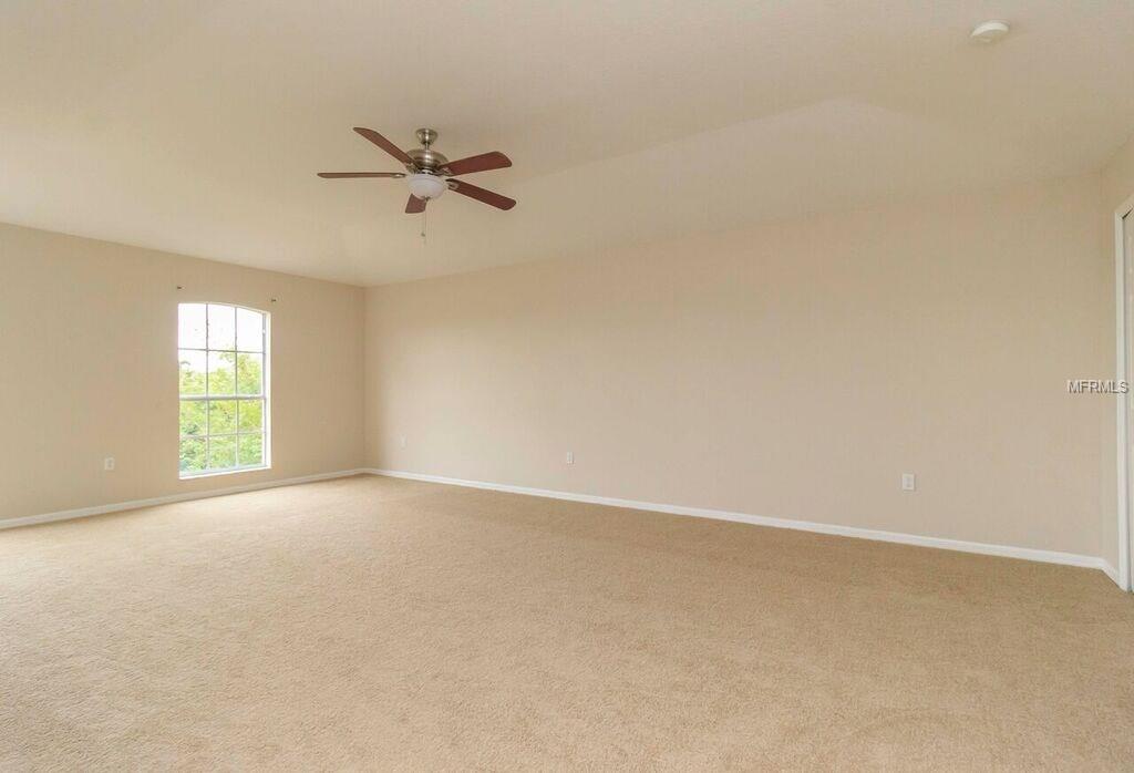 132 FISH HAWK DRIVE, WINTER HAVEN, Florida 33884, 6 Bedrooms Bedrooms, 9 Rooms Rooms,4 BathroomsBathrooms,Residential,For sale,FISH HAWK,O5542395