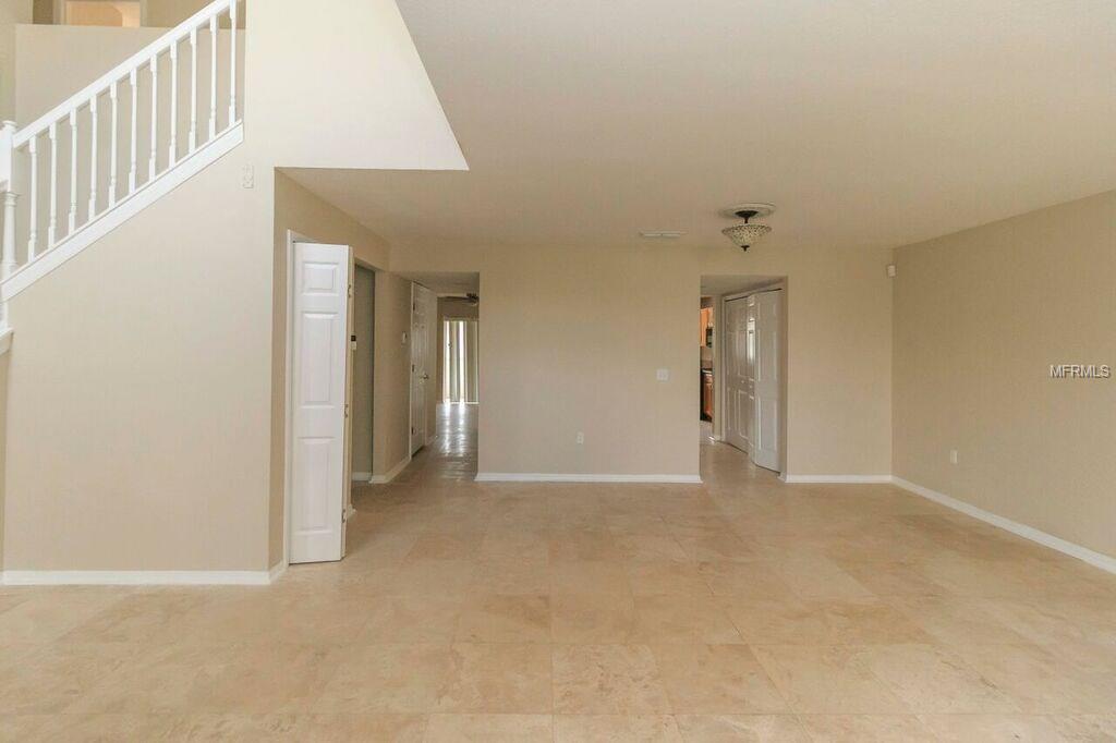 132 FISH HAWK DRIVE, WINTER HAVEN, Florida 33884, 6 Bedrooms Bedrooms, 9 Rooms Rooms,4 BathroomsBathrooms,Residential,For sale,FISH HAWK,O5542395