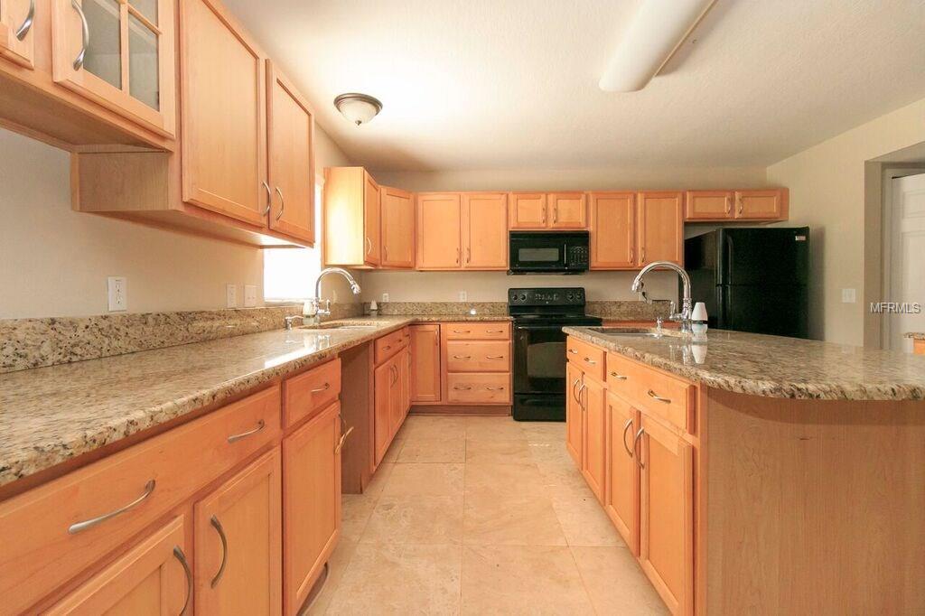 132 FISH HAWK DRIVE, WINTER HAVEN, Florida 33884, 6 Bedrooms Bedrooms, 9 Rooms Rooms,4 BathroomsBathrooms,Residential,For sale,FISH HAWK,O5542395