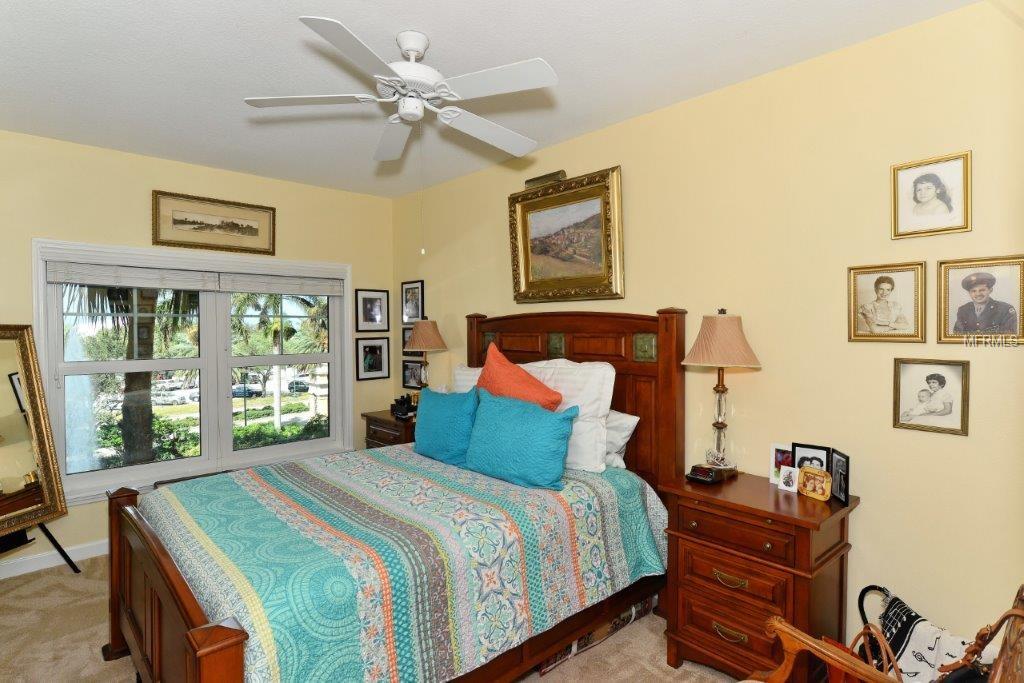 750 N TAMIAMI TRAIL, SARASOTA, Florida 34236, 2 Bedrooms Bedrooms, 5 Rooms Rooms,1 BathroomBathrooms,Residential,For sale,TAMIAMI,A4200984