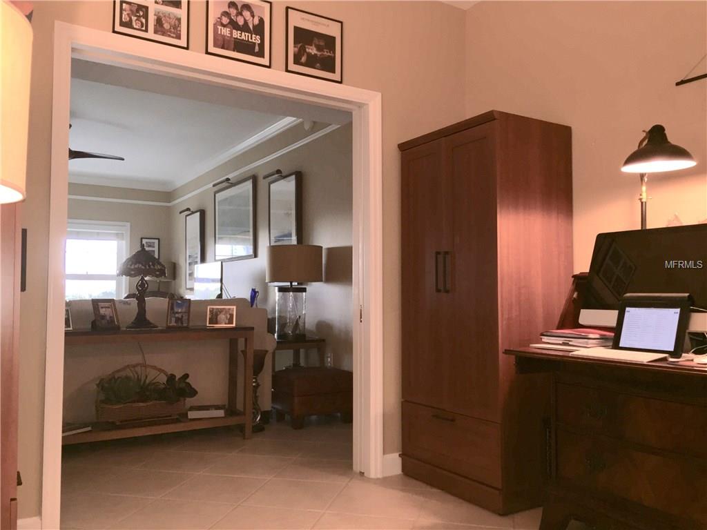 750 N TAMIAMI TRAIL, SARASOTA, Florida 34236, 2 Bedrooms Bedrooms, 5 Rooms Rooms,1 BathroomBathrooms,Residential,For sale,TAMIAMI,A4200984