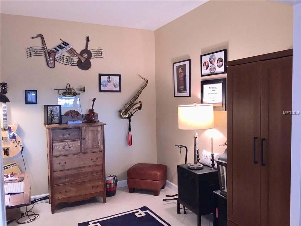 750 N TAMIAMI TRAIL, SARASOTA, Florida 34236, 2 Bedrooms Bedrooms, 5 Rooms Rooms,1 BathroomBathrooms,Residential,For sale,TAMIAMI,A4200984