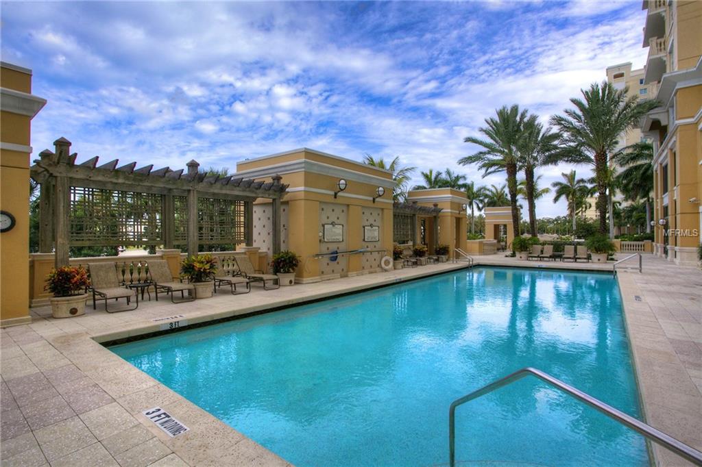 750 N TAMIAMI TRAIL, SARASOTA, Florida 34236, 2 Bedrooms Bedrooms, 5 Rooms Rooms,1 BathroomBathrooms,Residential,For sale,TAMIAMI,A4200984