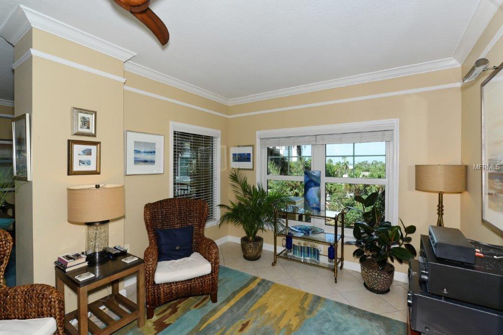 750 N TAMIAMI TRAIL, SARASOTA, Florida 34236, 2 Bedrooms Bedrooms, 5 Rooms Rooms,1 BathroomBathrooms,Residential,For sale,TAMIAMI,A4200984