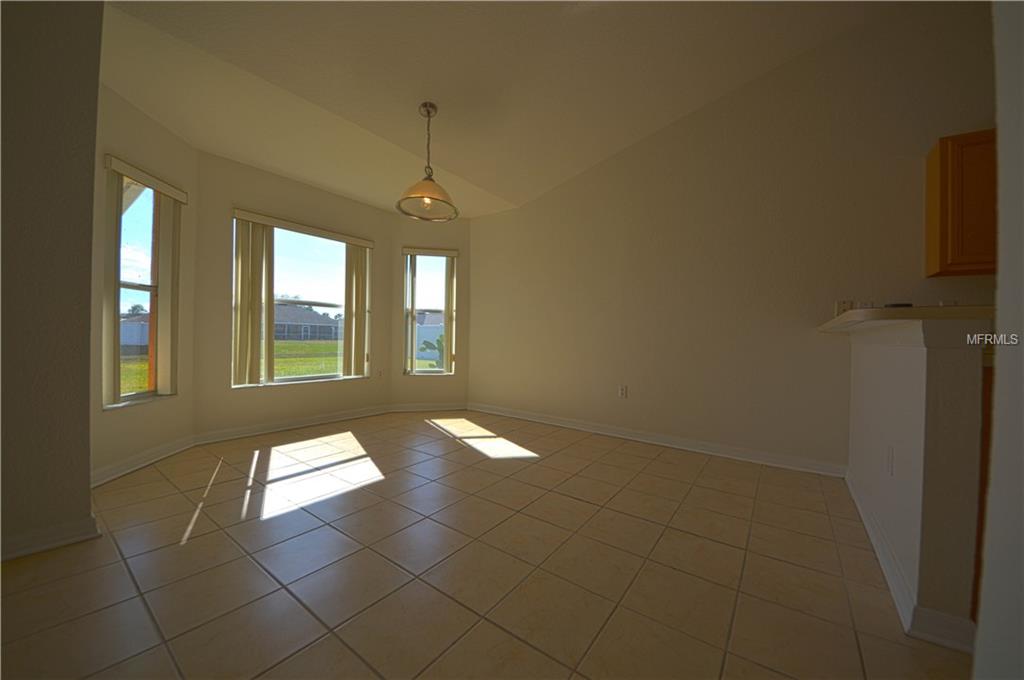 417 TERRANOVA STREET, WINTER HAVEN, Florida 33884, 4 Bedrooms Bedrooms, 8 Rooms Rooms,2 BathroomsBathrooms,Residential,For sale,TERRANOVA,P4718072