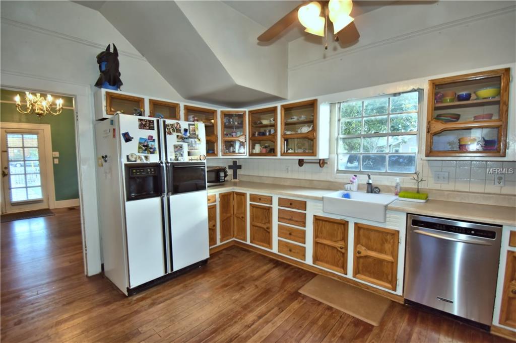 225 N MAIN STREET, AUBURNDALE, Florida 33823, 4 Bedrooms Bedrooms, 5 Rooms Rooms,2 BathroomsBathrooms,Residential,For sale,MAIN,P4718362