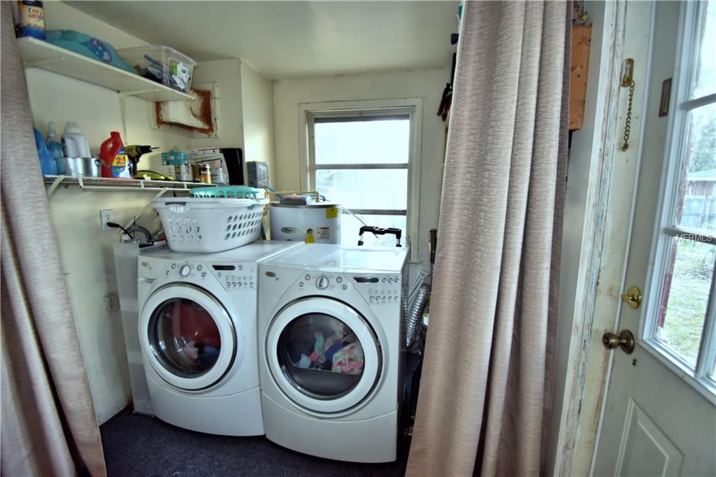 225 N MAIN STREET, AUBURNDALE, Florida 33823, 4 Bedrooms Bedrooms, 5 Rooms Rooms,2 BathroomsBathrooms,Residential,For sale,MAIN,P4718362