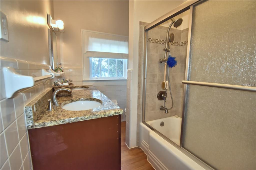 225 N MAIN STREET, AUBURNDALE, Florida 33823, 4 Bedrooms Bedrooms, 5 Rooms Rooms,2 BathroomsBathrooms,Residential,For sale,MAIN,P4718362