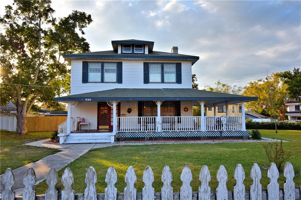 225 N MAIN STREET, AUBURNDALE, Florida 33823, 4 Bedrooms Bedrooms, 5 Rooms Rooms,2 BathroomsBathrooms,Residential,For sale,MAIN,P4718362