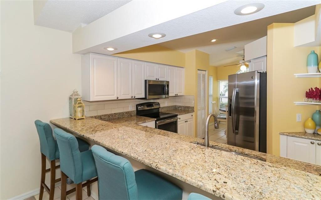4934 LINSEY COURT, SARASOTA, Florida 34243, 3 Bedrooms Bedrooms, 7 Rooms Rooms,2 BathroomsBathrooms,Residential,For sale,LINSEY,A4205552