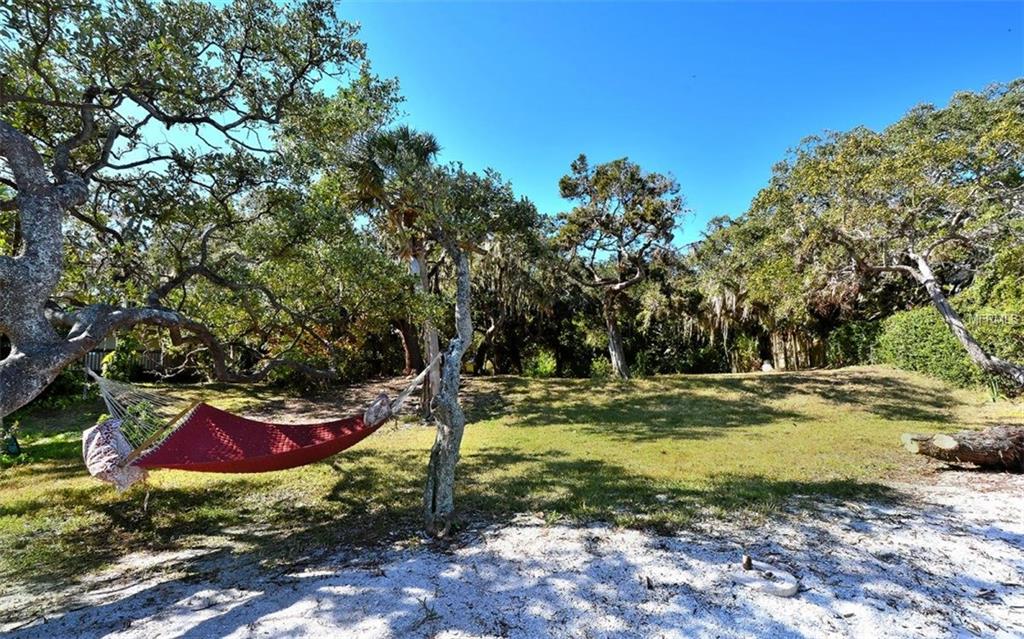 8535 MIDNIGHT PASS ROAD, SARASOTA, Florida 34242, ,Vacant land,For sale,MIDNIGHT PASS,A4146348