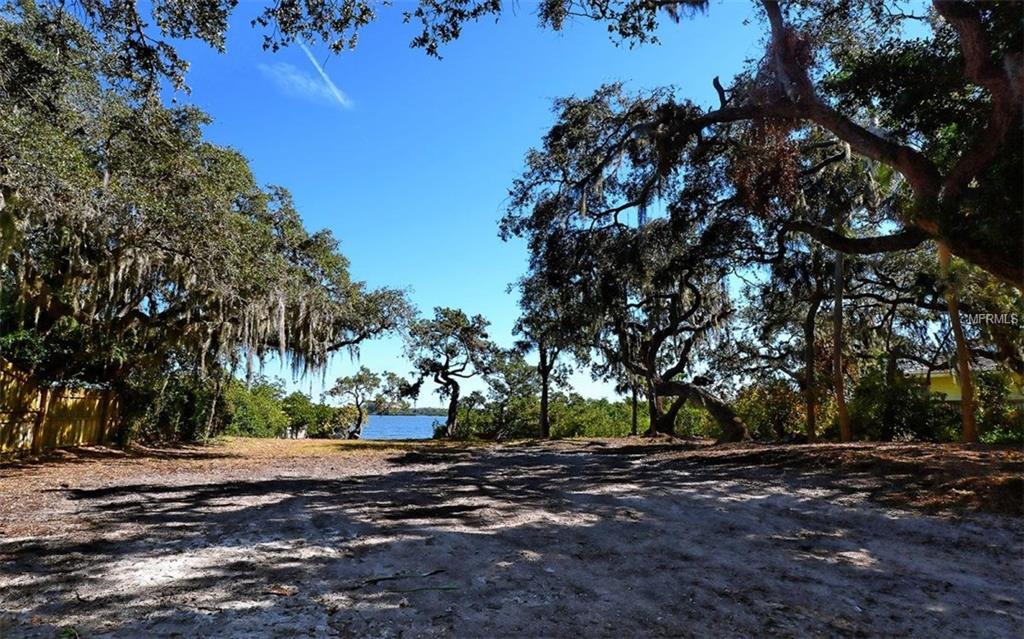 8535 MIDNIGHT PASS ROAD, SARASOTA, Florida 34242, ,Vacant land,For sale,MIDNIGHT PASS,A4146348