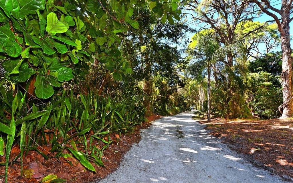 8535 MIDNIGHT PASS ROAD, SARASOTA, Florida 34242, ,Vacant land,For sale,MIDNIGHT PASS,A4146348