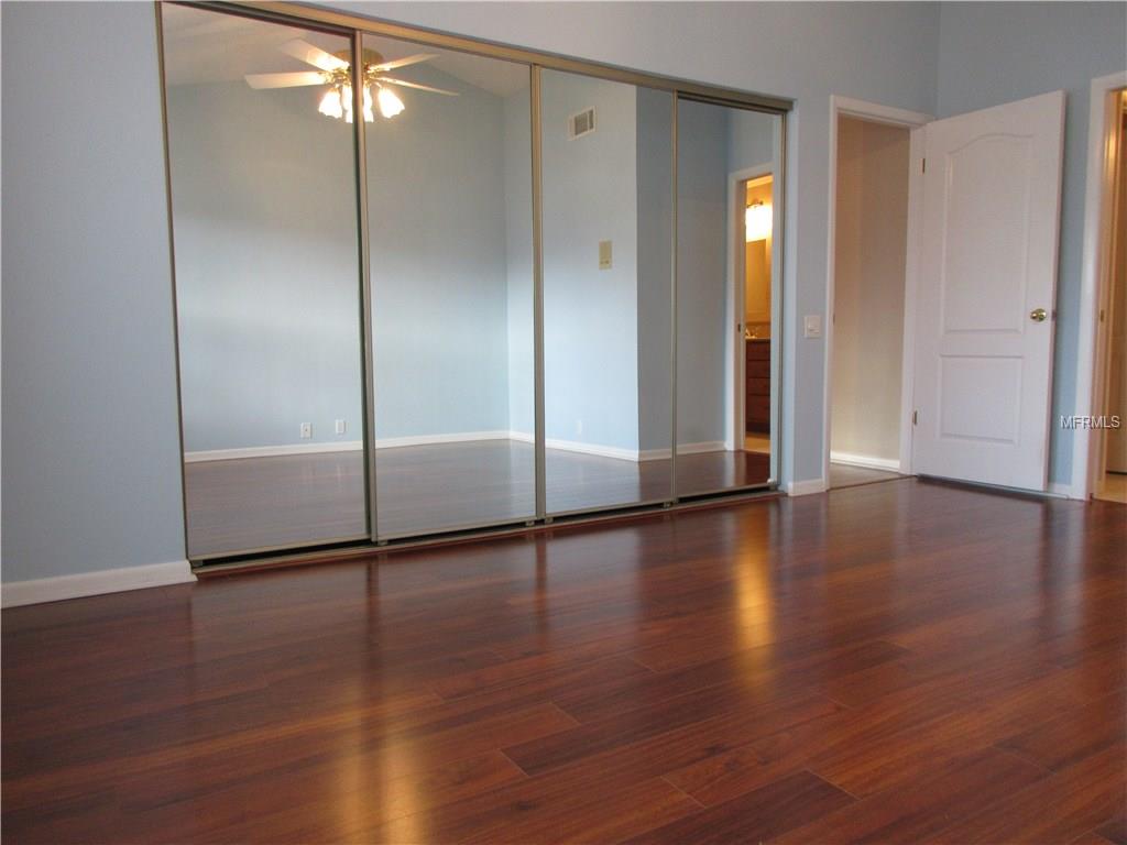 711 OAK PARK PLACE, BRANDON, Florida 33511, 2 Bedrooms Bedrooms, 4 Rooms Rooms,2 BathroomsBathrooms,Residential,For sale,OAK PARK,L4724969