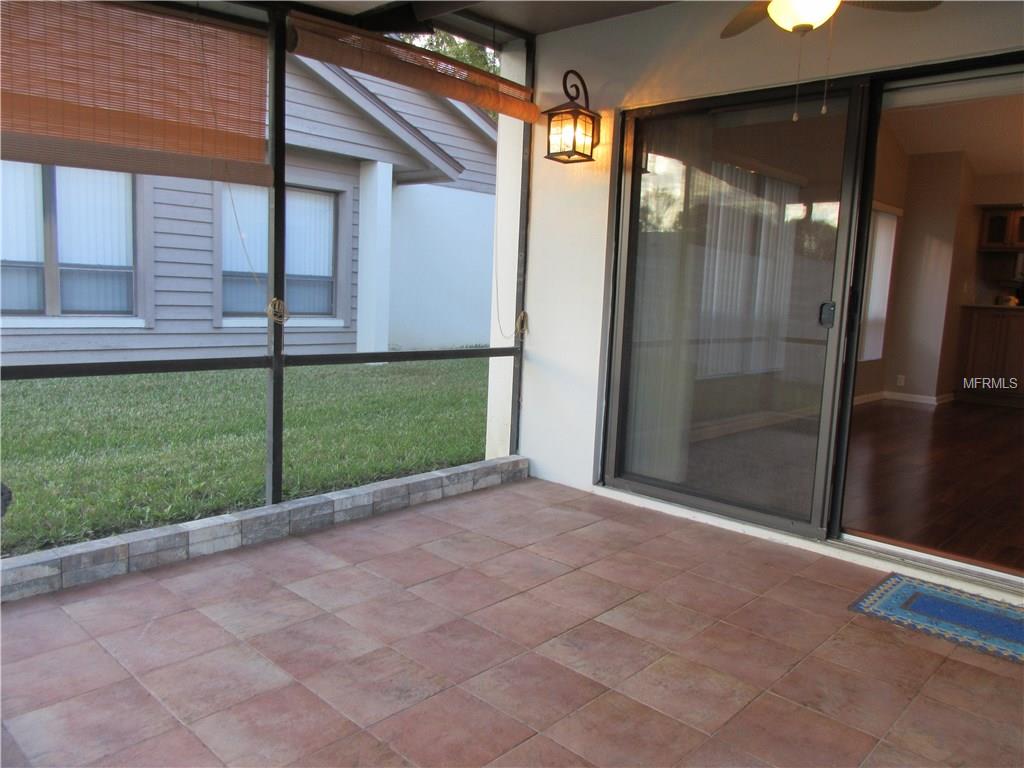 711 OAK PARK PLACE, BRANDON, Florida 33511, 2 Bedrooms Bedrooms, 4 Rooms Rooms,2 BathroomsBathrooms,Residential,For sale,OAK PARK,L4724969