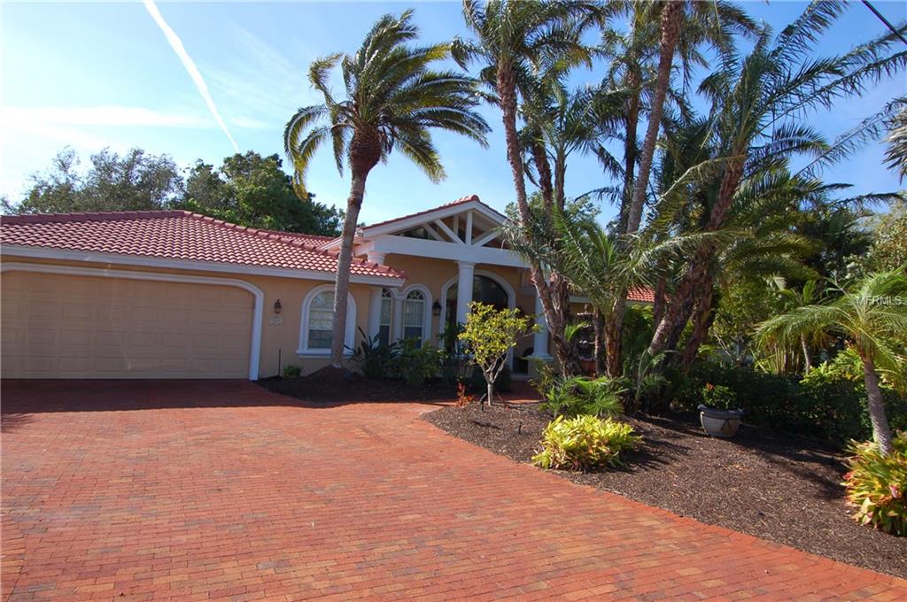 589 FLAMINGO DRIVE, VENICE, Florida 34285, 3 Bedrooms Bedrooms, 9 Rooms Rooms,2 BathroomsBathrooms,Residential,For sale,FLAMINGO,N5916147